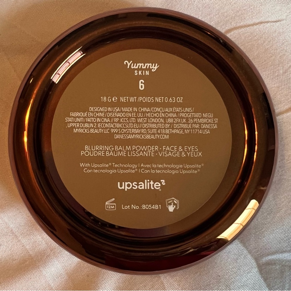 Danessa Myricks Beauty Yummy Skin Blurring Balm Powder - Shade 6
